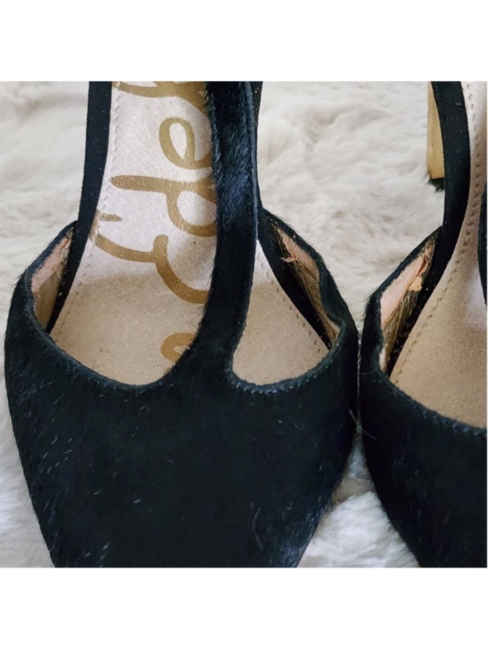 Sam Edelman Black and Gold Calf Hair Tstrap Heels Sz 5 - Picture 13 of 15